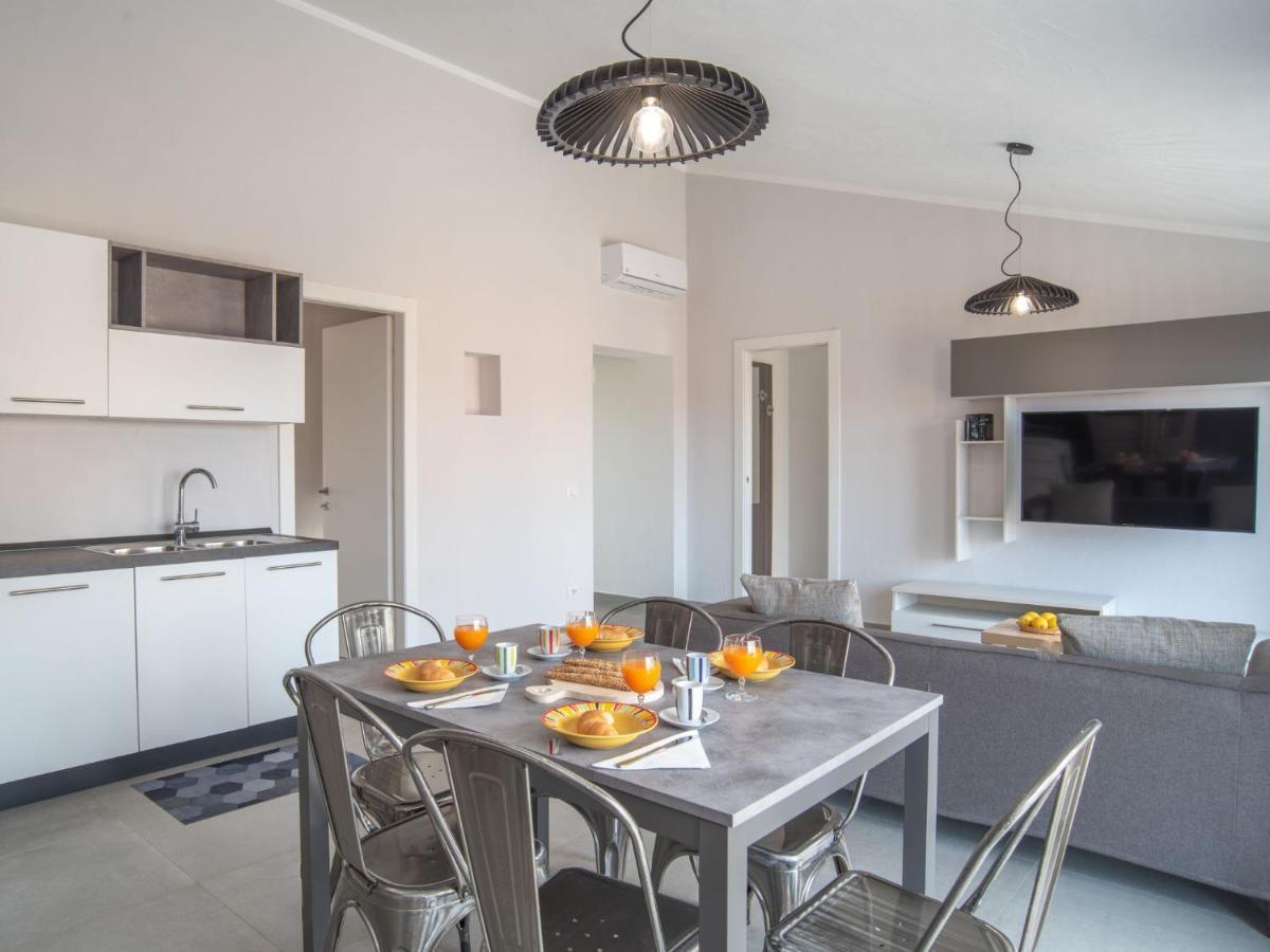 Apartment Asfodelo By Interhome Palau Bagian luar foto